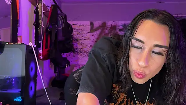 xoFrankie live sex cam