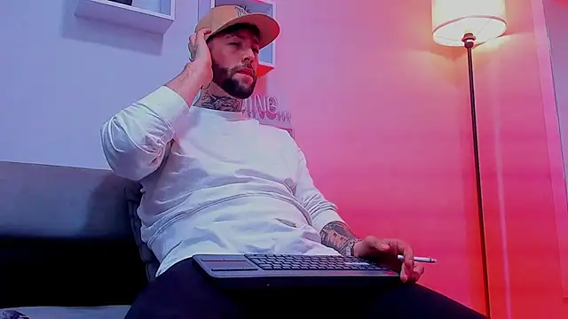 Supreme_Alpha live sex cam