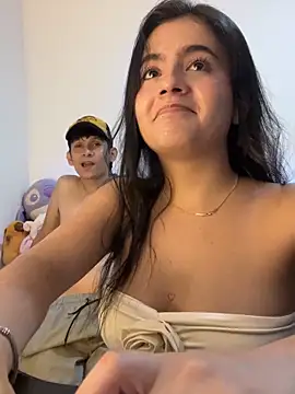 whithe_boy28 live sex cam