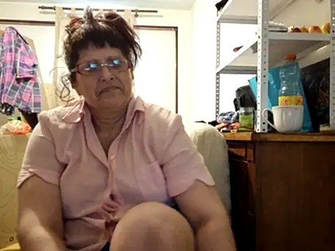 Samantha_Squirt@xh live sex cam