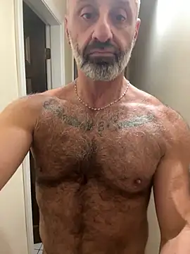 DaddySnowXX live sex cam