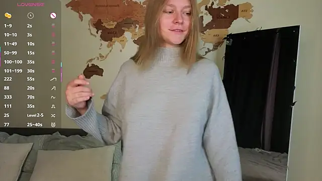 QueenieClagg live sex cam