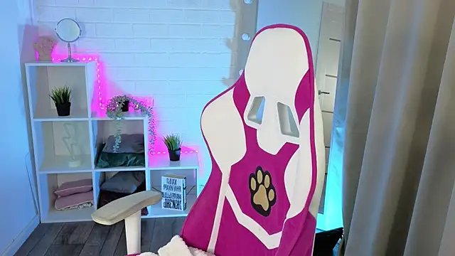 YamiTwink live sex cam