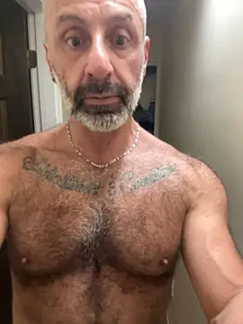 DaddySnowXX live sex cam