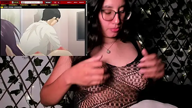 CoralineSanchez live sex cam