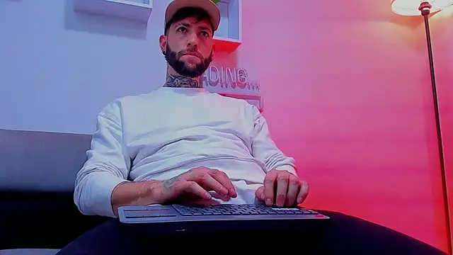 Supreme_Alpha live sex cam