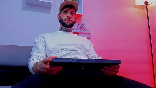 Supreme_Alpha's cam snapshot