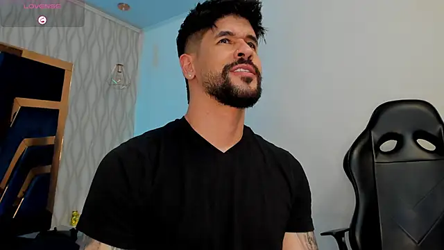 Petesevans live sex cam