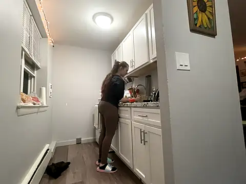 Snowbunnycake_131's cam snapshot