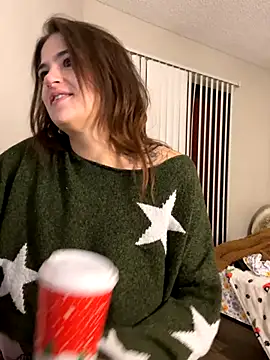 SafeinouterSpace's cam snapshot