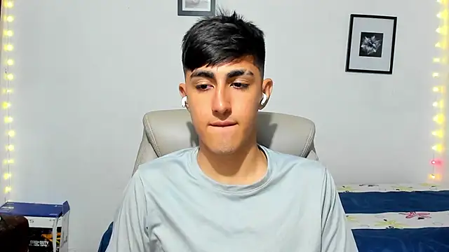 babymaik live sex cam