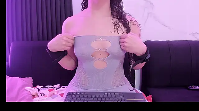 MiaScott5 live sex cam