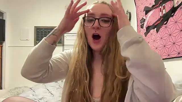 Pattyworld69 live sex cam