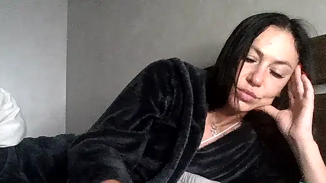 JulianaGold1 live sex cam