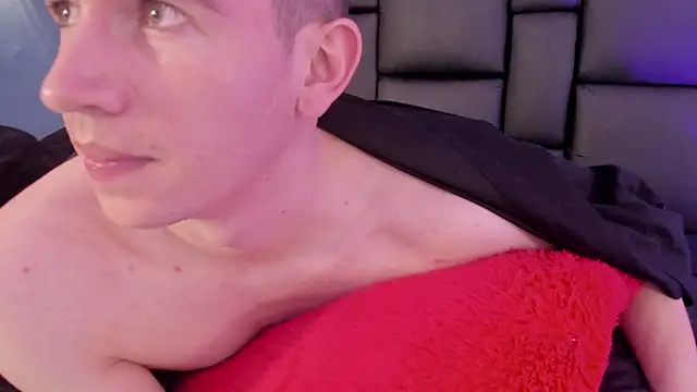 MikaelSlow live sex cam