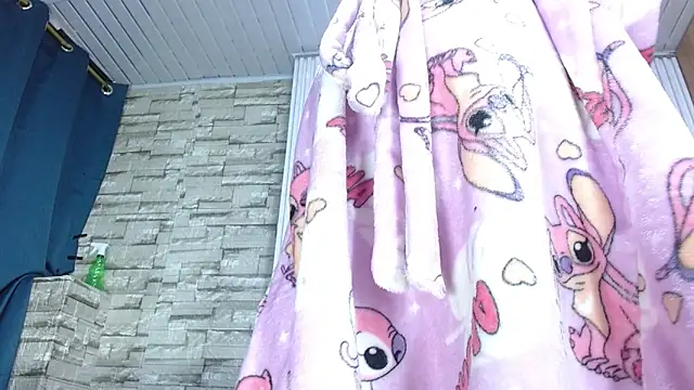 mikaela_iris's cam snapshot