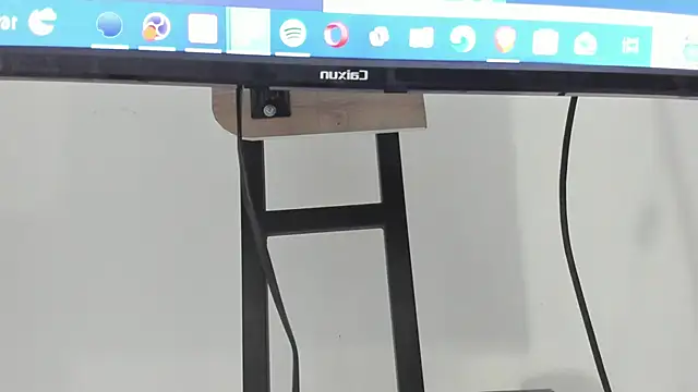 Axelwiliams live sex cam