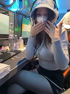 nideanbaby live sex cam