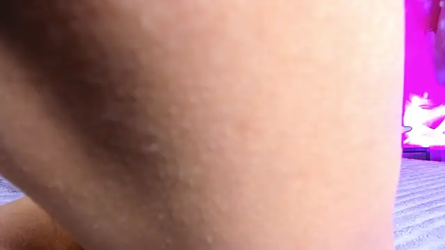 emili_clark's cam snapshot