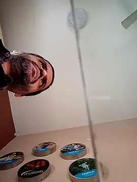 daddy_lip's cam snapshot