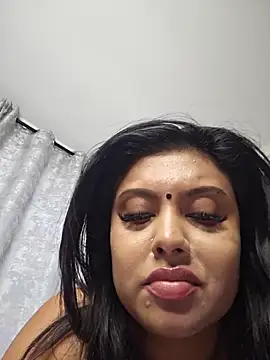 Indian_GlowingMiax live sex cam