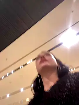 Roxana-Sexy live sex cam