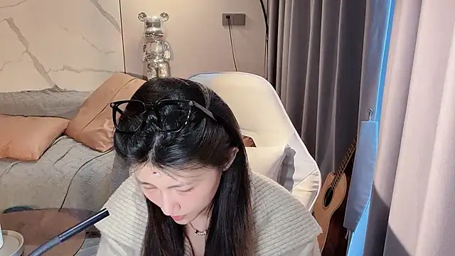 Lixinel-520's cam snapshot