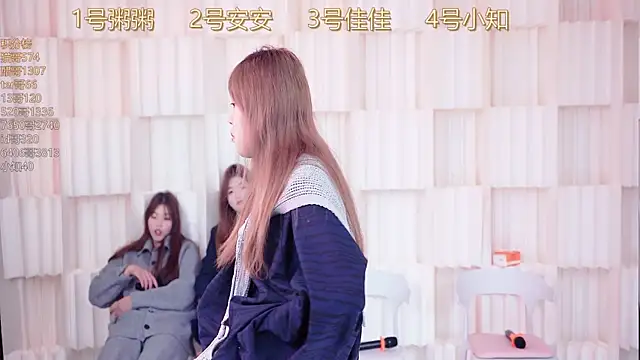 YC_111's cam snapshot