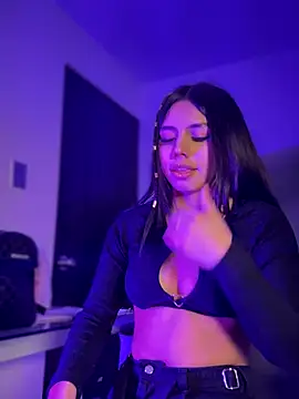 Laura-Khalifa live sex cam