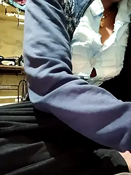 LOVE-VIKA's cam snapshot