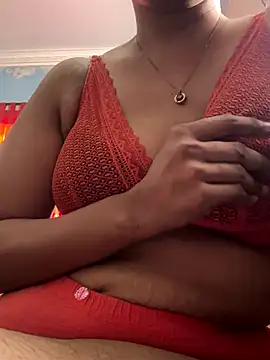 Saguphtah_Chattergy_22's cam snapshot