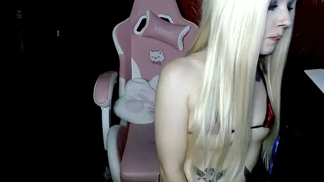 daddy_girl88's cam snapshot