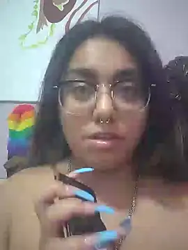 Lovelyrainn's cam snapshot