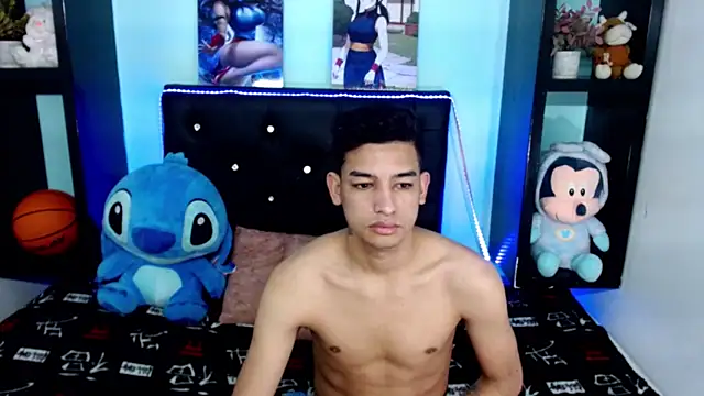 x_oliver_x live sex cam