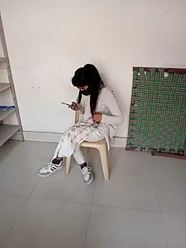 Sunita-collage's cam snapshot