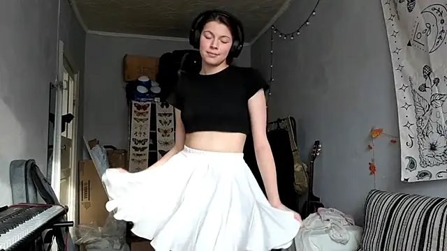 CutieAnny's cam snapshot