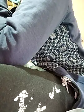 LOVE-VIKA's cam snapshot