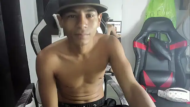 Baby_Latin's cam snapshot