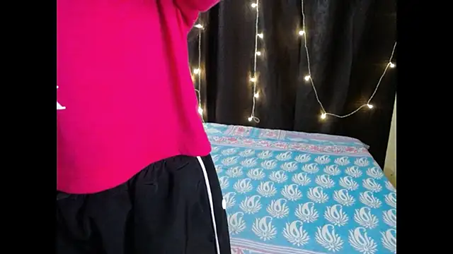 Vanya_7 live sex cam