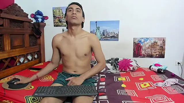 Roxana_Tony's cam snapshot