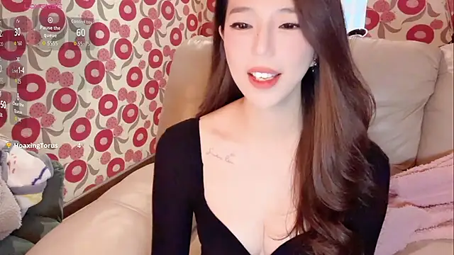 Agelin- live sex cam