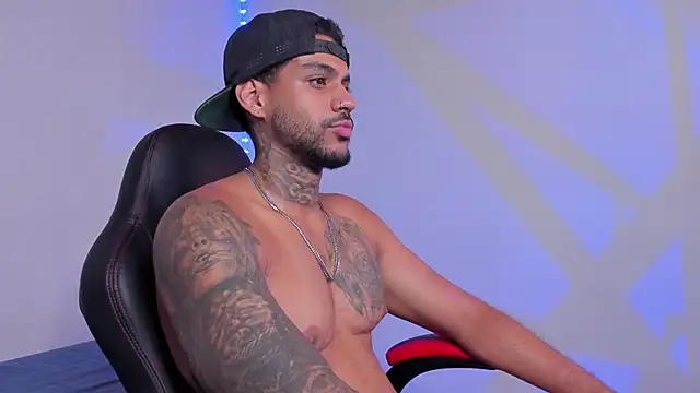 LuigiVitale_1 live sex cam