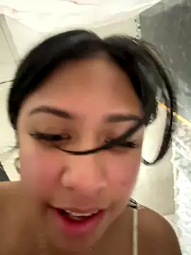 lynn9000 live sex cam