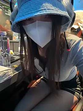 nideanbaby live sex cam