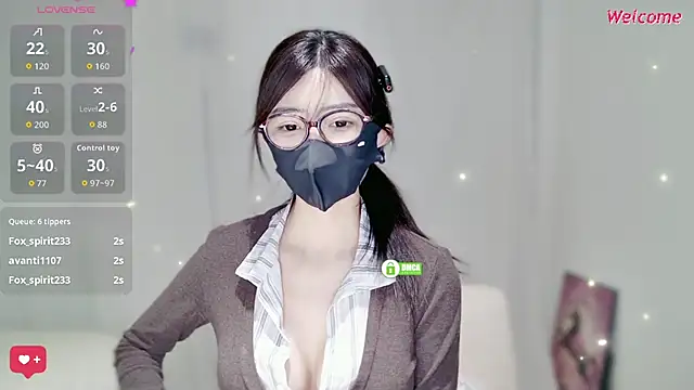 -Hell0-Kitty live sex cam