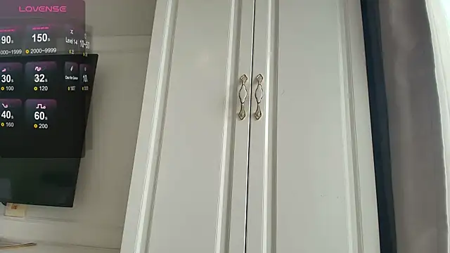 minamoons live sex cam