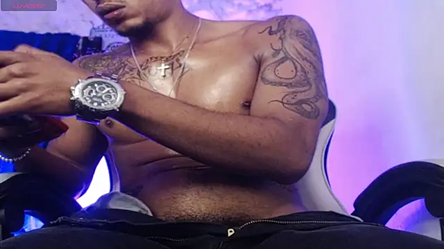 Ryan_coopper live sex cam