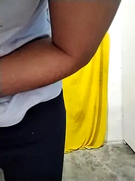 Cute-Naavya's cam snapshot