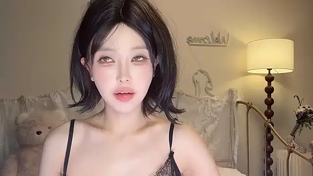 kiraa-0051 live sex cam