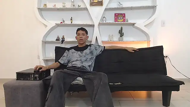 BEAUTY_BOYS1's cam snapshot